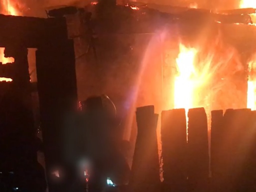 Под Сумами взорвался и сгорел частный дом &#8212; ГСЧС (ФОТО)