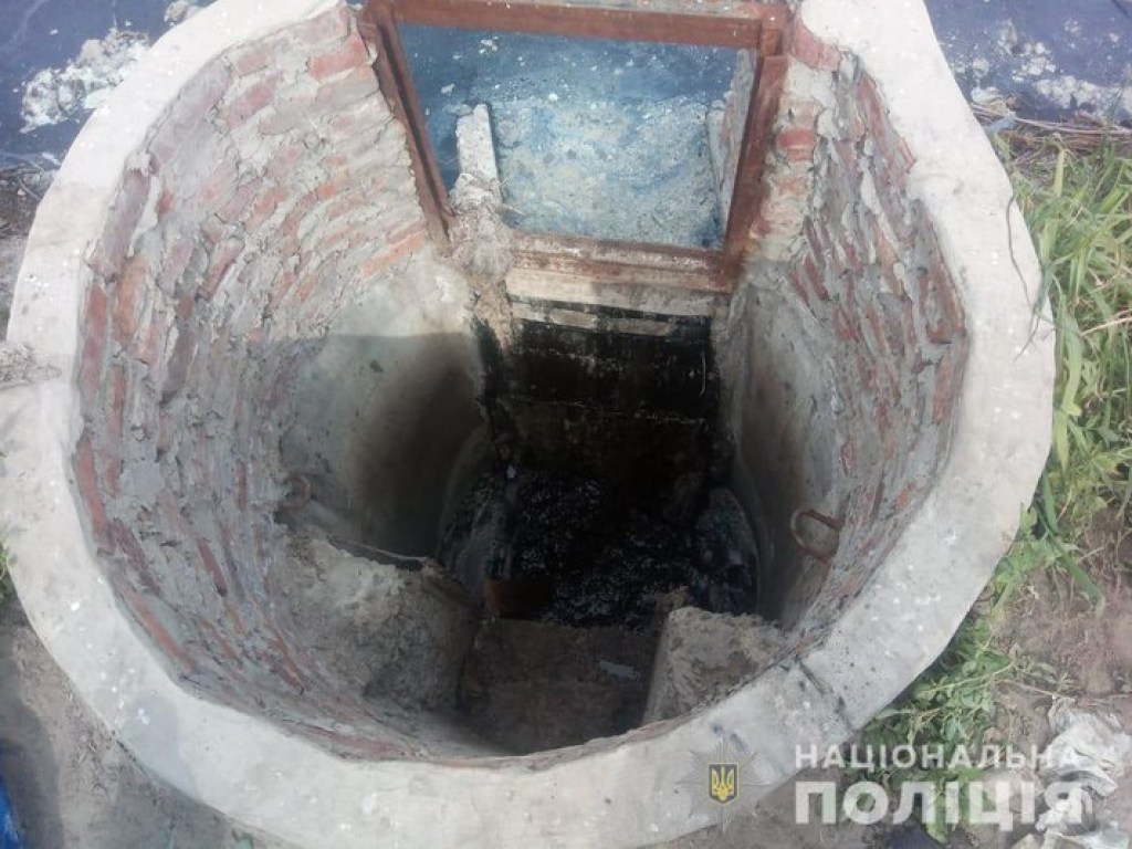 В Харькове во время ремонтных работ задохнулись четыре коммунальщика (ФОТО)