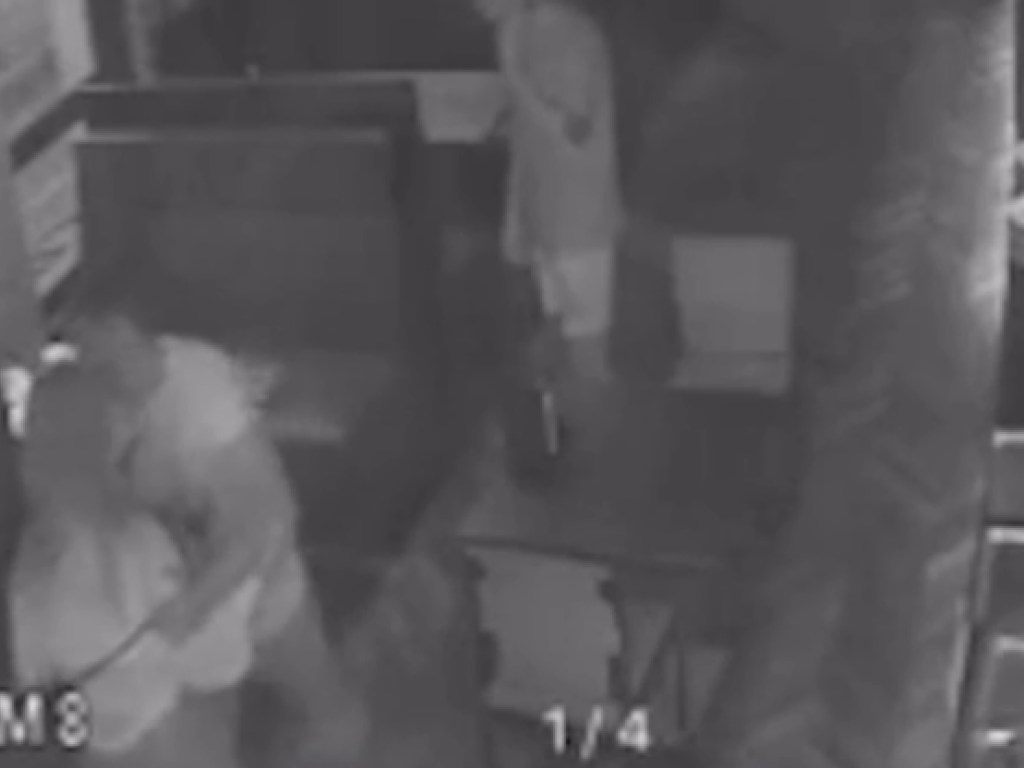 Депутат из «Слуги народа» напал на женщину в ресторане &#8212; СМИ (ВИДЕО)