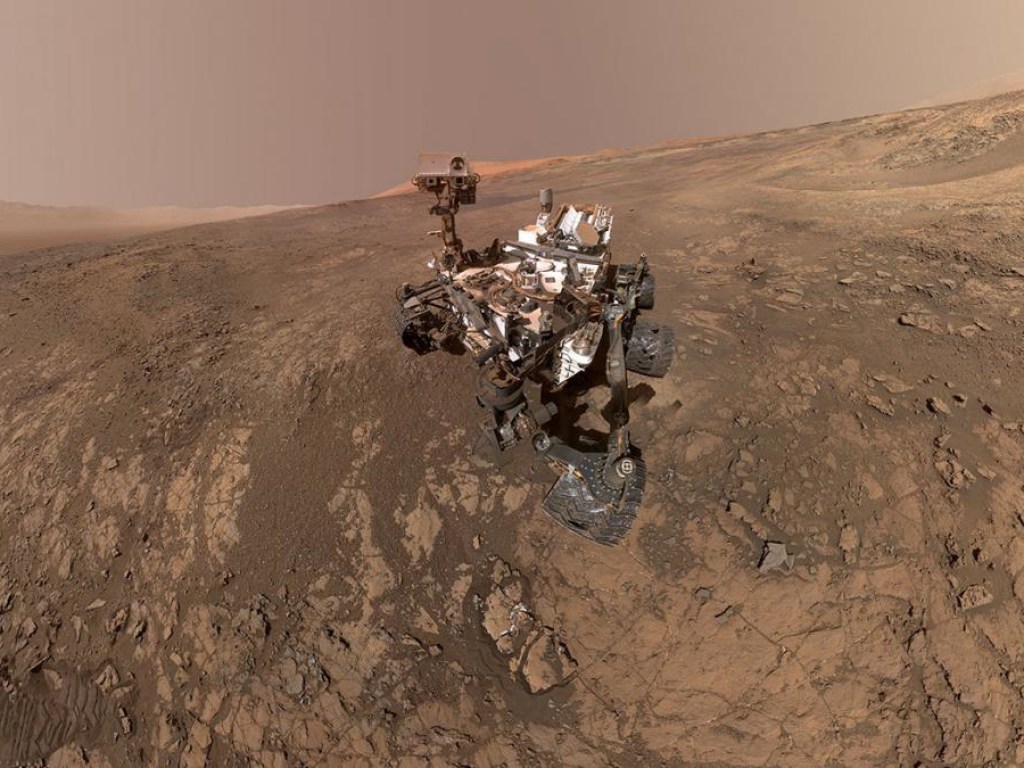 На Марсе ученые заметили перемещающиеся гигантские песчаные дюны (ФОТО)