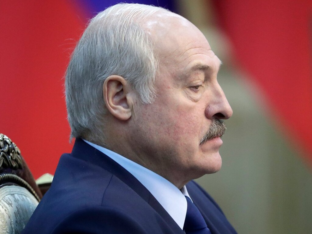 Лукашенко предложил изменить Конституцию Беларуси