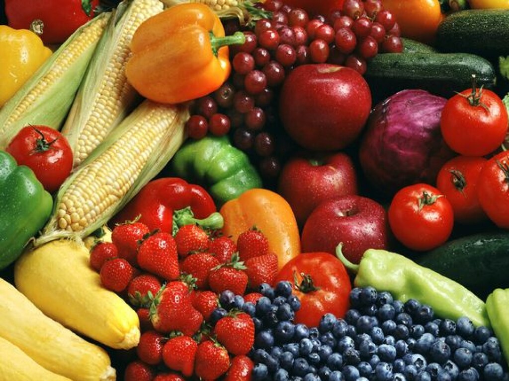 В конце августа в Украине начнут дорожать фрукты, ягоды, овощи &#8212; экономист