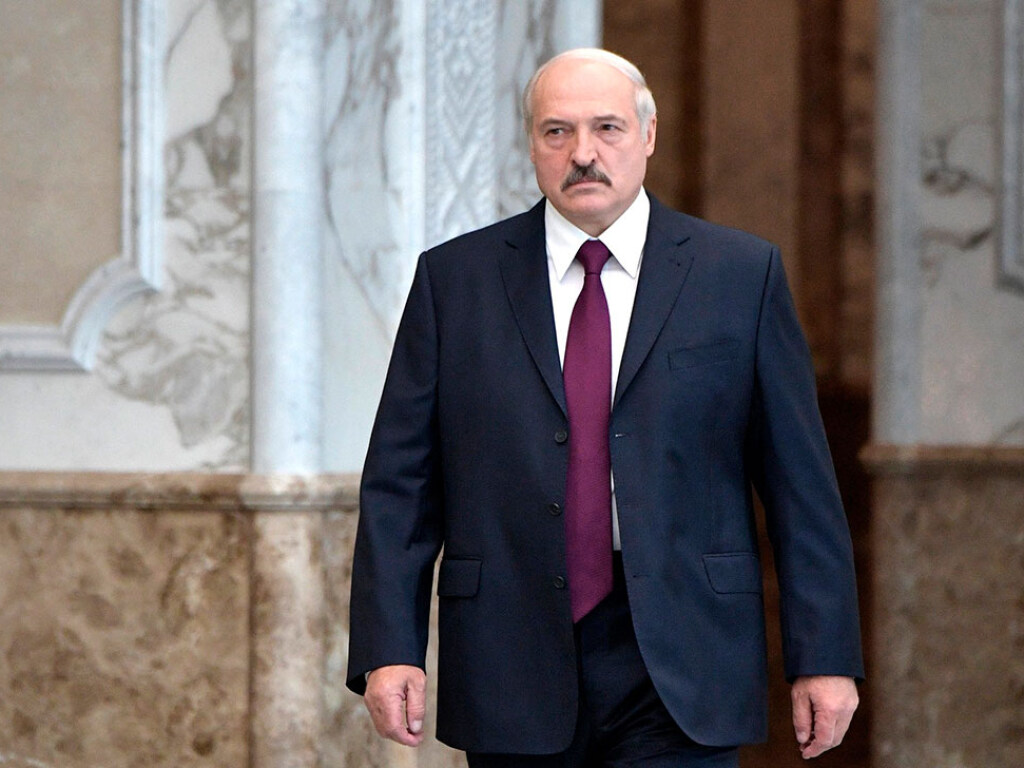 «Жить своим умом»: Останется ли Беларусь «спокойным звеном в центре Евразии»