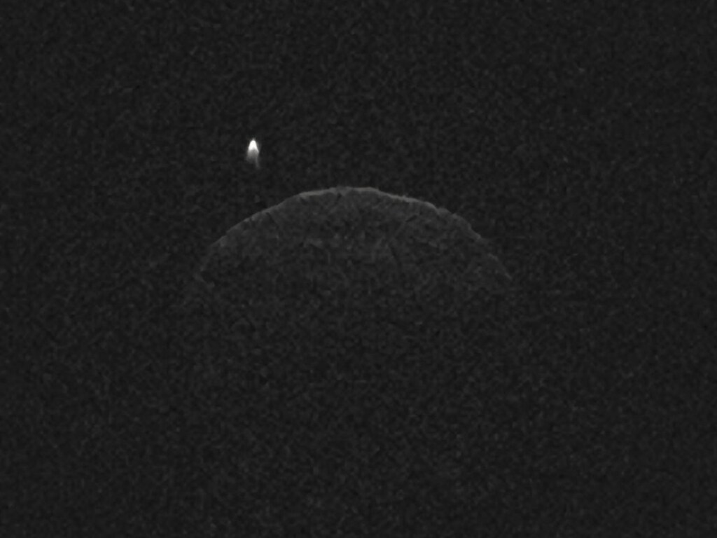 Опасный астероид из «группы Аполлона» приближается к Земле