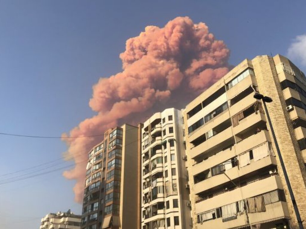 Взрыв в Бейруте: подтверждена гибель более 100 человек