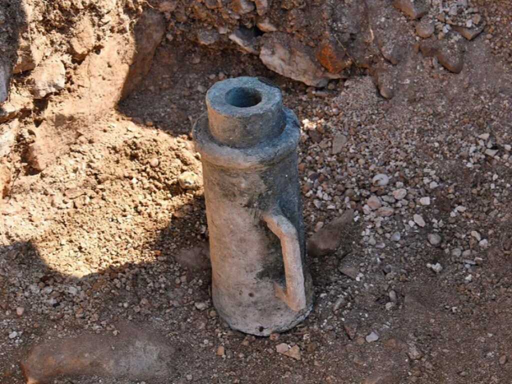 Миномет из XVII века: археологи нашли старинное артиллерийское орудие (ФОТО)