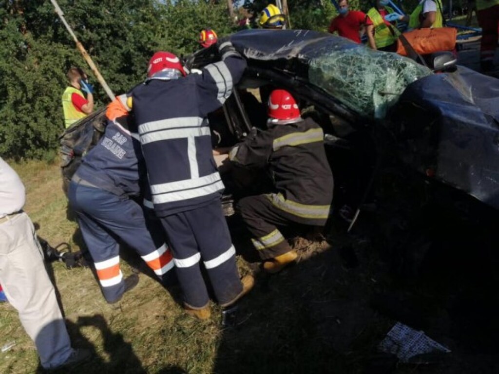 В Киеве столкнулись две BMW: Погибли три человека