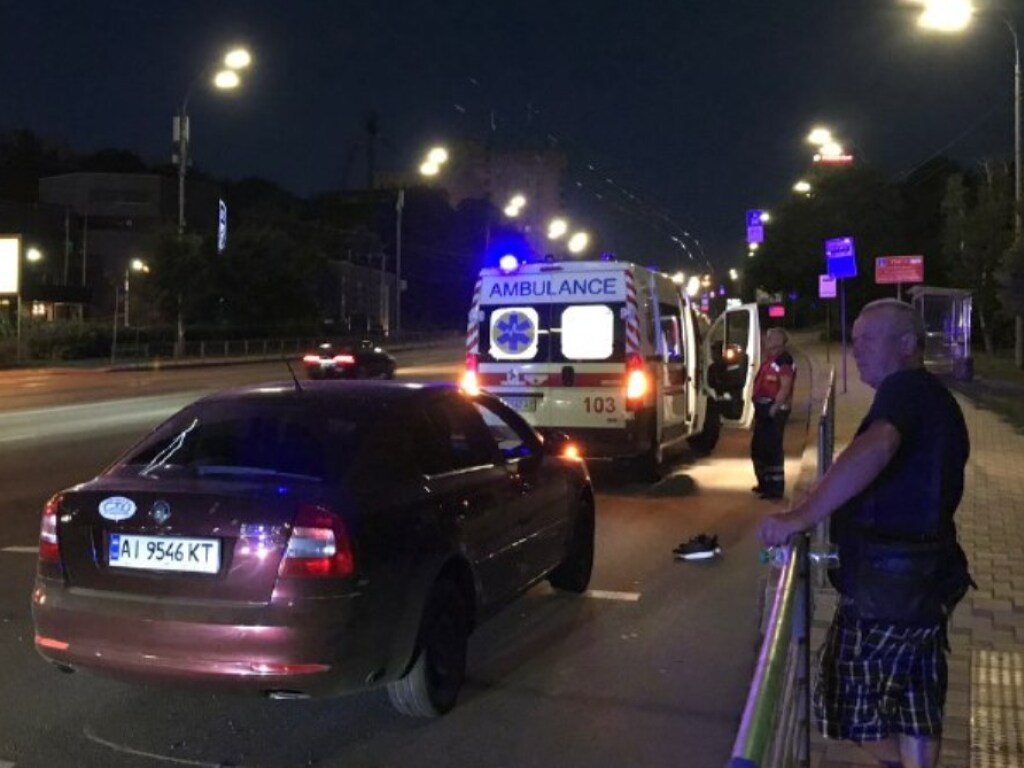 В центре Киева столкнулись «Газель» и Skoda, есть пострадавший (ФОТО, ВИДЕО)