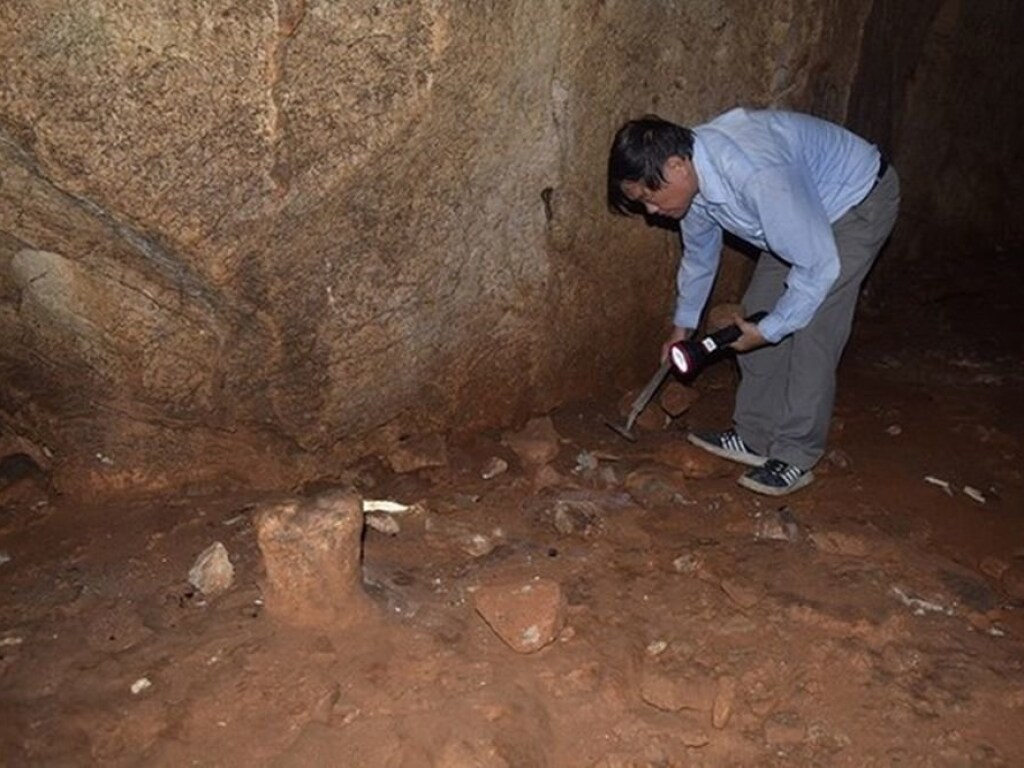 Во вьетнамской пещере найден загадочный артефакт возрастом 20000 лет (ФОТО)