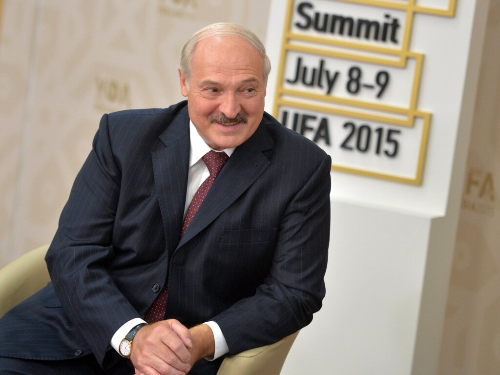 Лукашенко прокомментировал протесты в Беларуси: готов к диалогу (ВИДЕО)