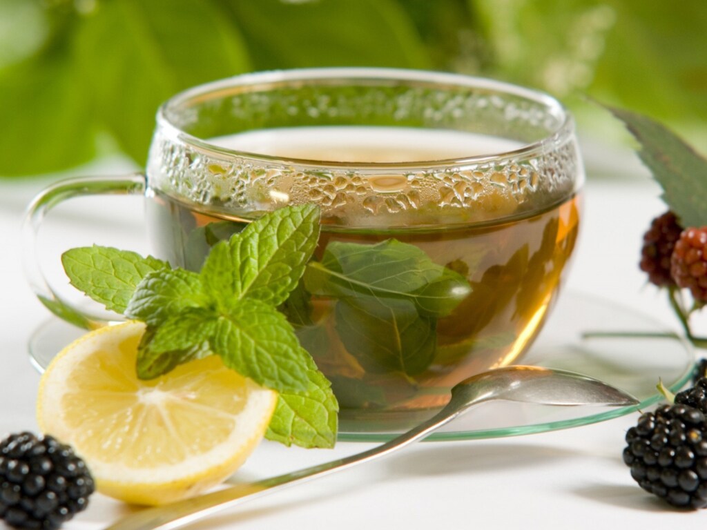 В составе зеленого чая содержится более 500 полезных химических веществ – ученые