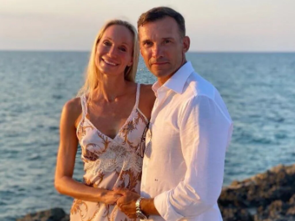 Андрей Шевченко поделился редиким фото с  41-летней женой