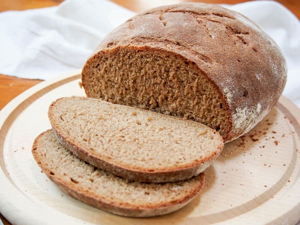 «Полезно ли есть хлеб каждый день?»: врач-гастроэнтеролог дал ответ