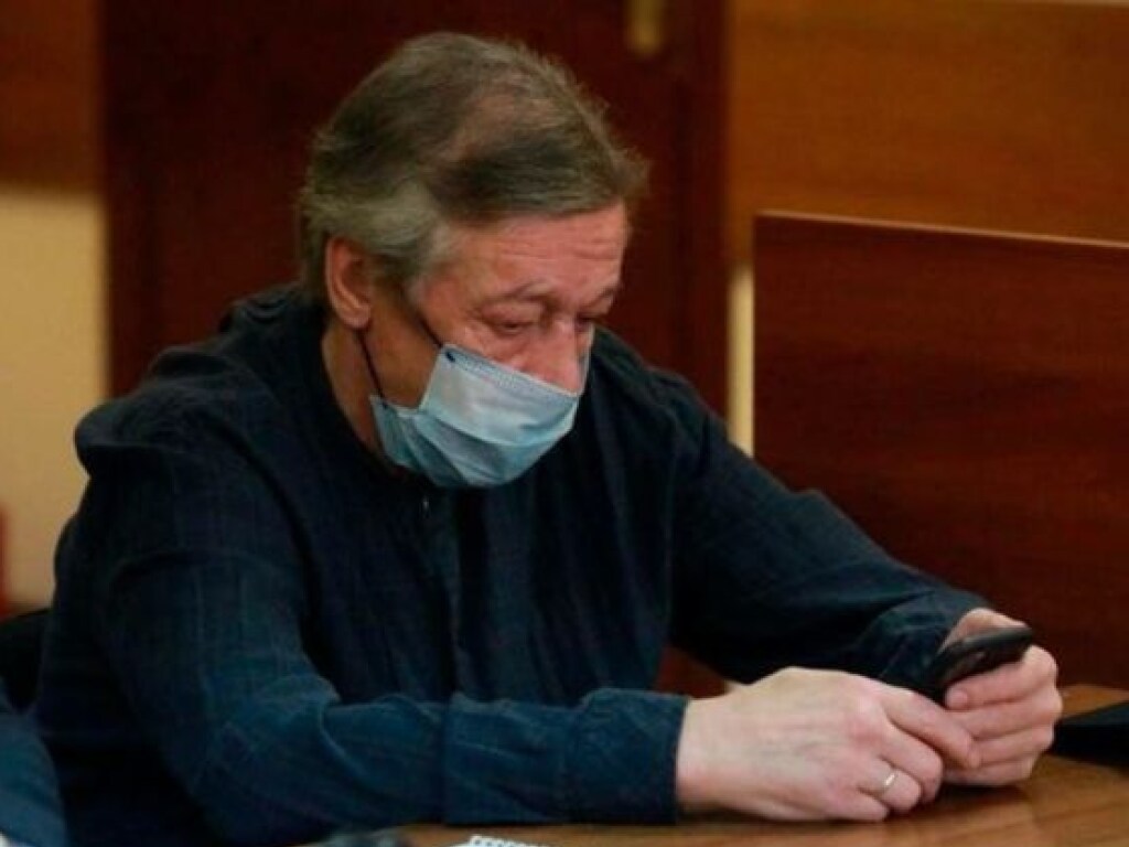 Михаил Ефремов исчез из больницы, куда его поместили в реанимацию