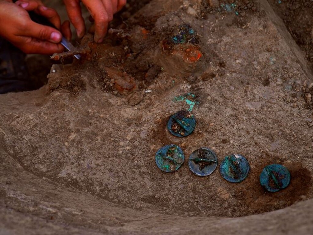 В скифских курганах на Полтавщине найдены древние артефакты (ФОТО)