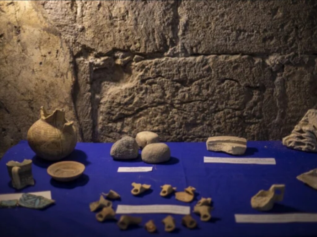Археологи раскопали под Стеной Плача странные комнаты (ФОТО)