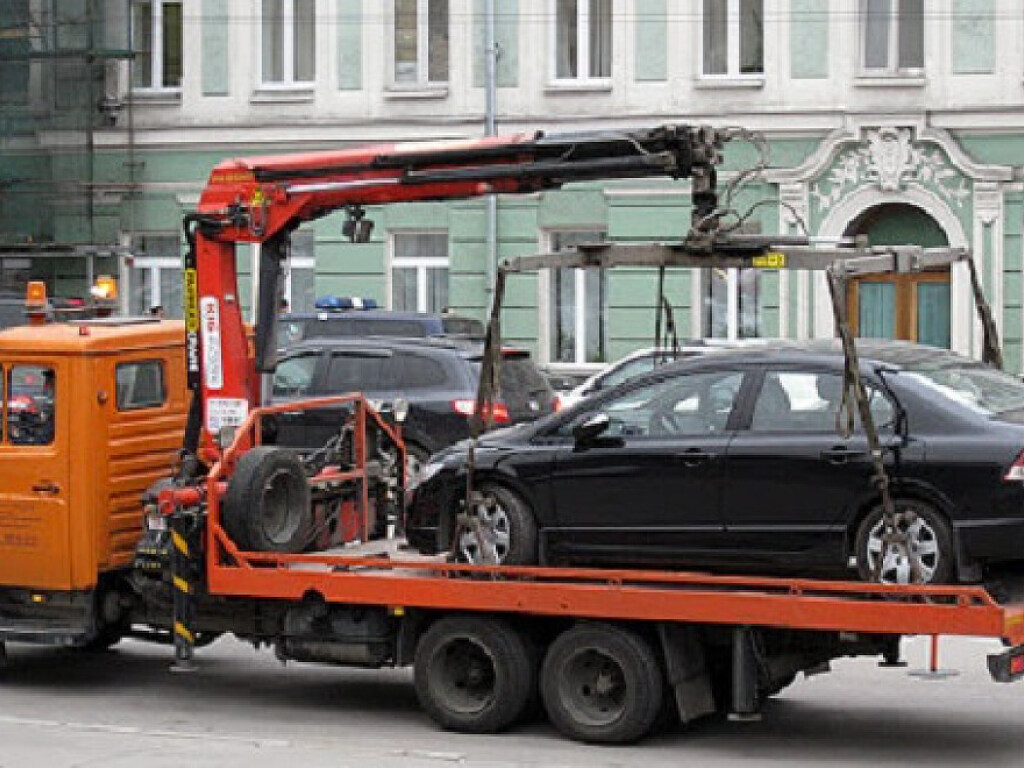 В Киеве начал функционировать новый сервис возврата автомобиля со штрафплощадки
