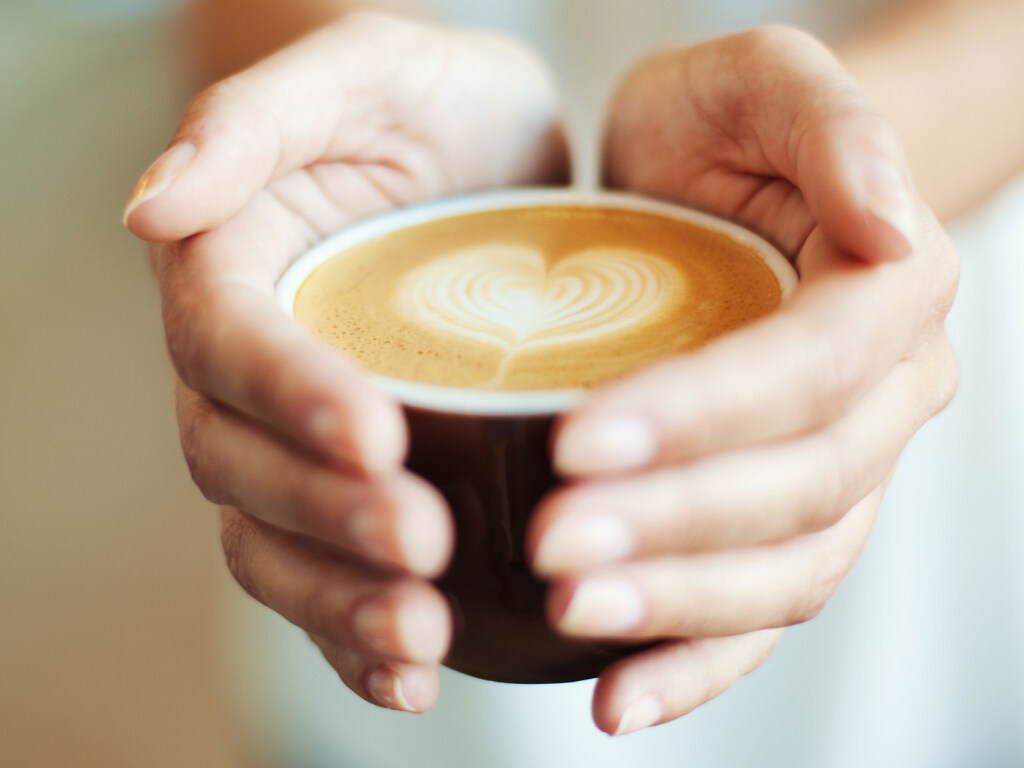 Чашка кофе утром может заменить завтрак: комментарий диетолога