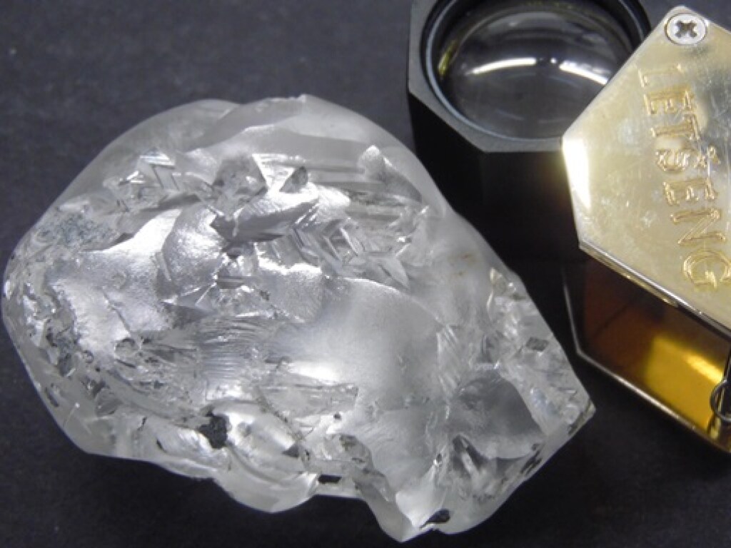 В Африке обнаружили алмаз стоимостью 18 миллионов долларов (ФОТО)