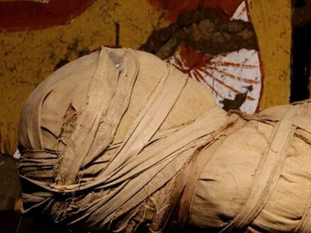 В Чили во время расширения рудника нашли несколько мумий в тюрбанах, которым около 3000 лет