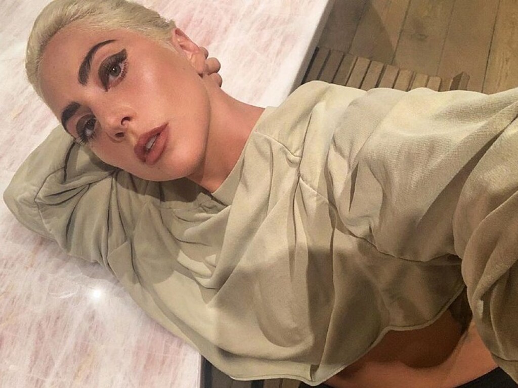 Леди Гага опять поэкспериментировала над внешностью: опубликовано свежее фото