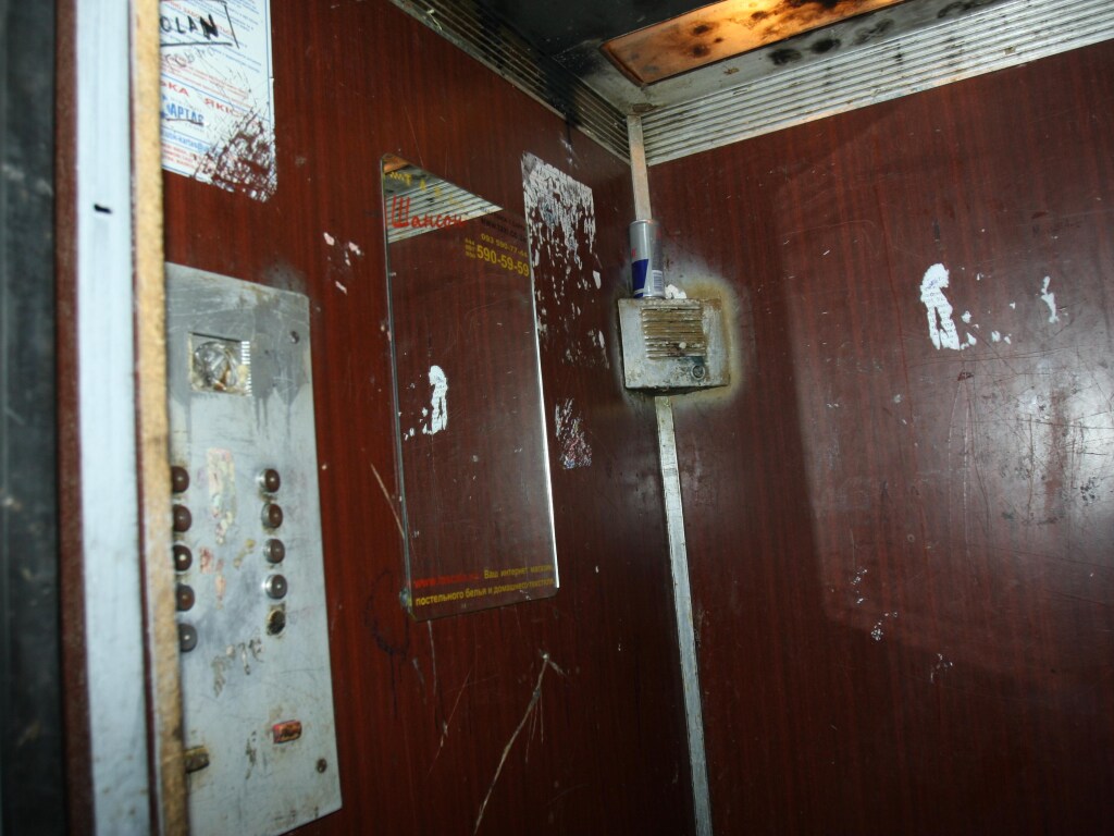 В Одессе оборвалась кабина лифта с 15-летним подростком внутри