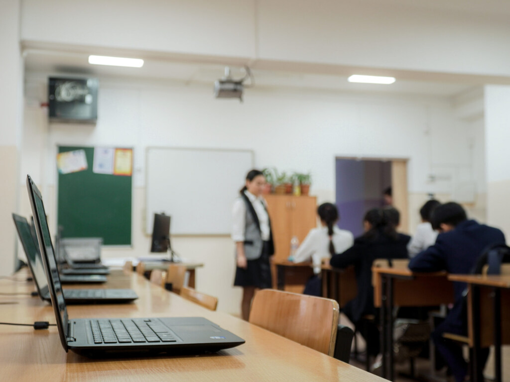 В Украине нужна госпрограмма цифровизации школ и дистанционного образования &#8212; эксперт
