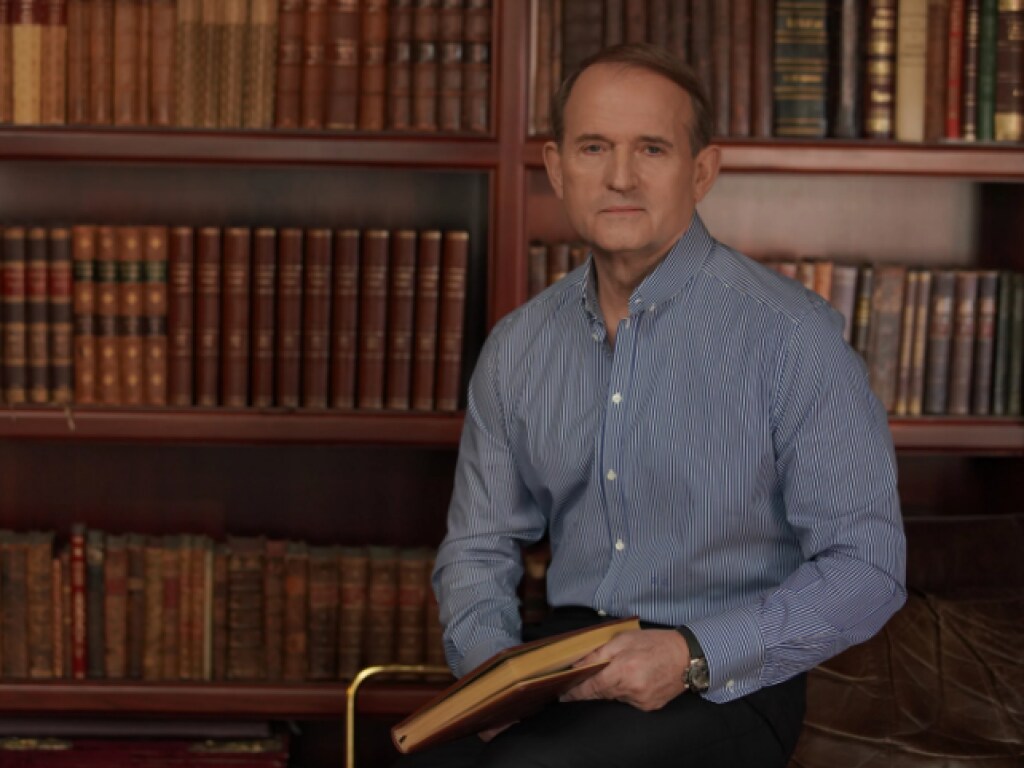 Арахамия позавидовал Медведчуку, что у него дисциплина во фракции, а у «слуг» хаос &#8212; публицист