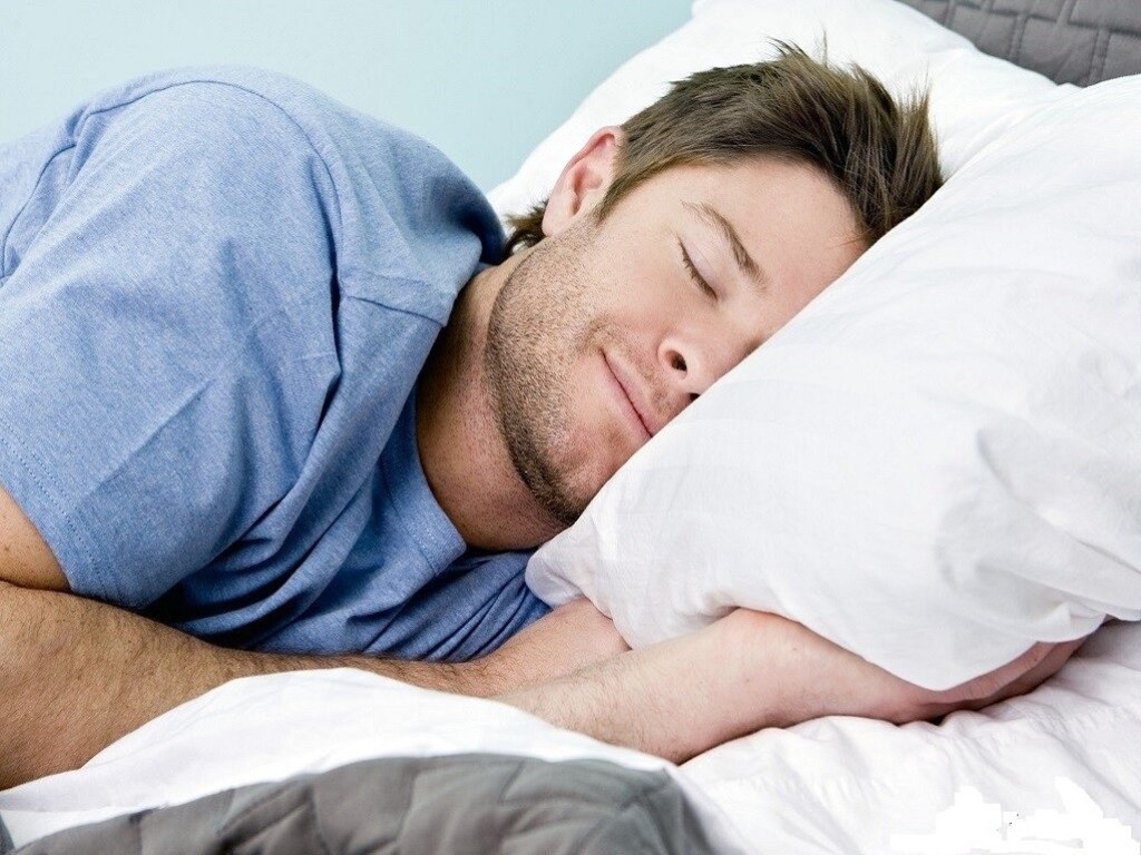 Медик рассказал, сколько нужно спать днем, чтобы восстановить энергию