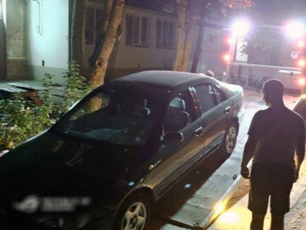 В Херсоне пьяный водитель убегал от патрульных, а затем предлагал им взятку (ФОТО)