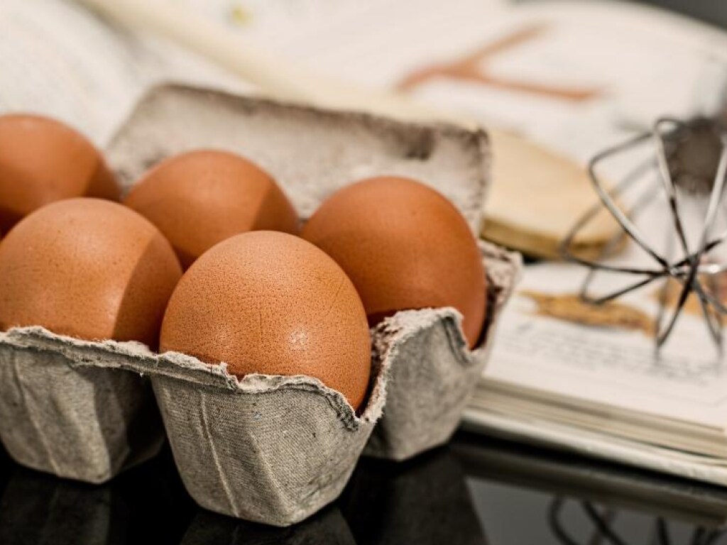 Диетологи назвали недооцененную пользу куриных яиц