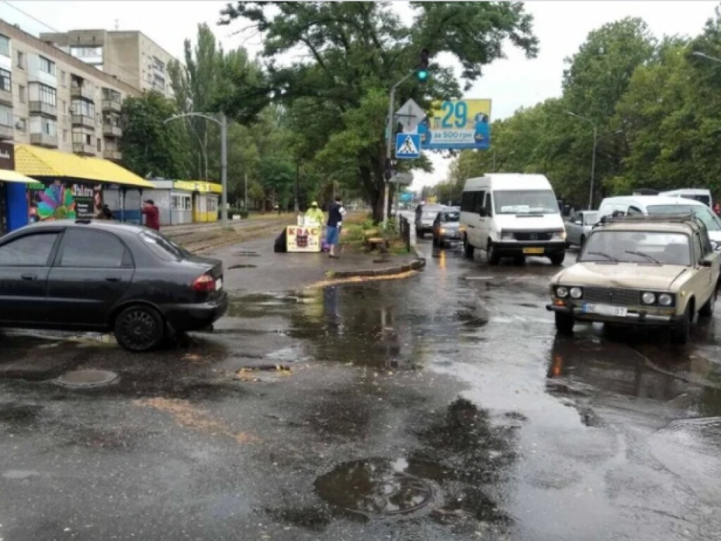 В Николаеве столкнулись «шестерка» и «Ланос» (ФОТО)