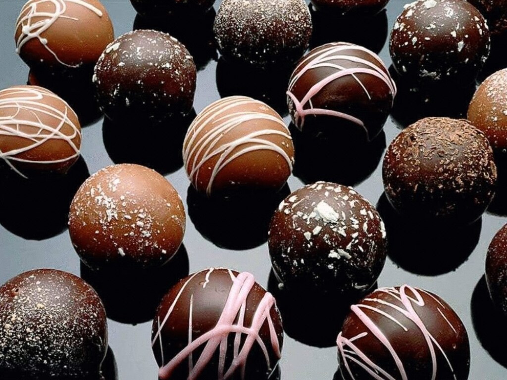 Не более 17 килограммов в день: ученые назвали опасный для жизни объем шоколада