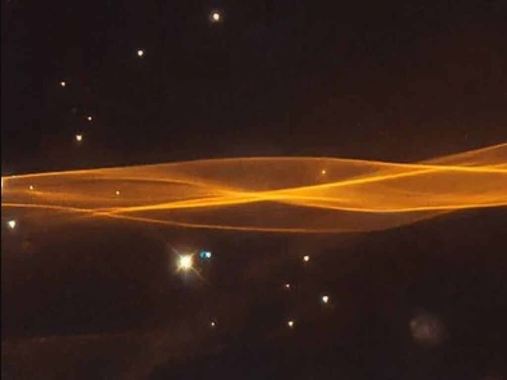 Ученые сделали фантастический снимок взрыва сверхновой в созвездии Лебедя (ФОТО)