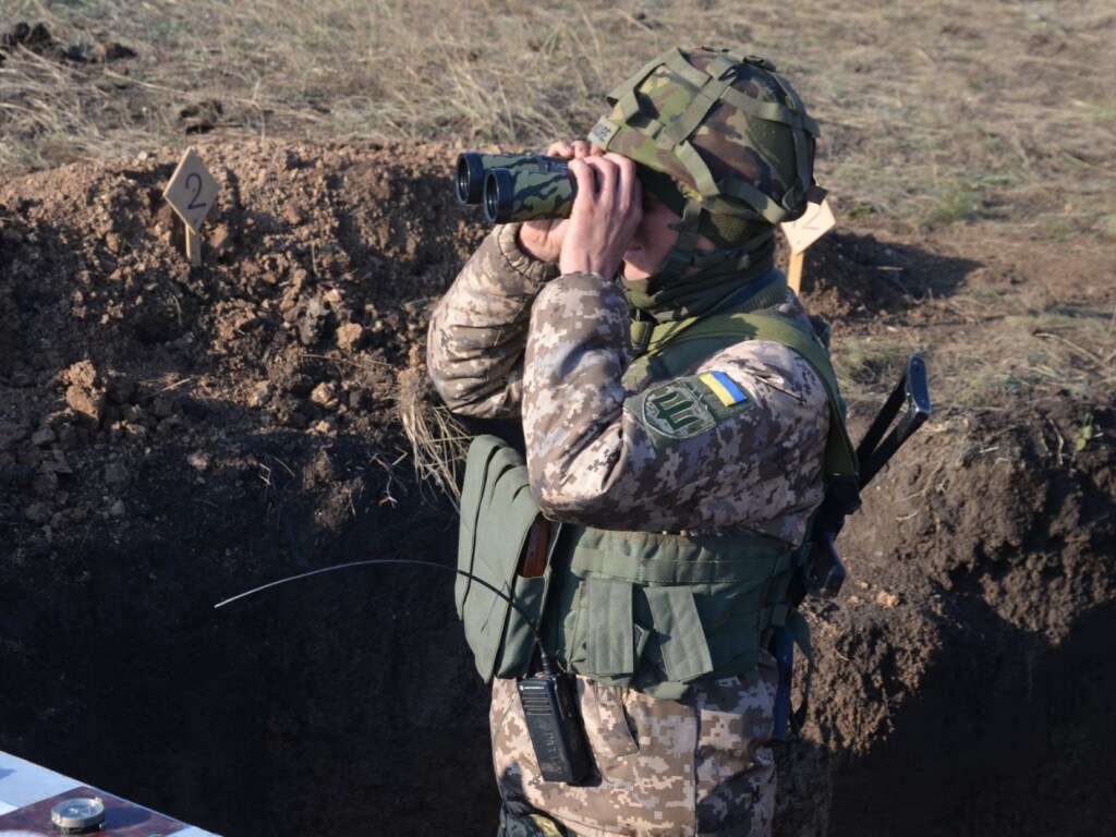 Перемирие на Донбассе закончилось, так как минские соглашения «мертвы» – эксперт