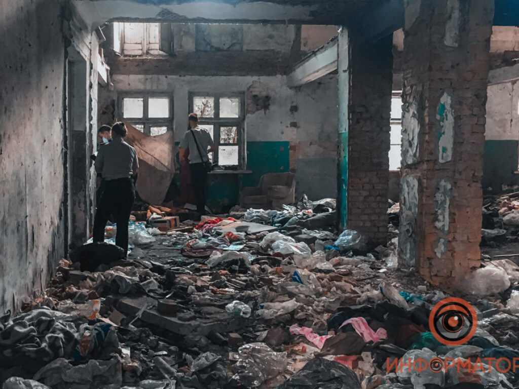 В центре Днепра в заброшенном здании нашли труп женщины (ФОТО)