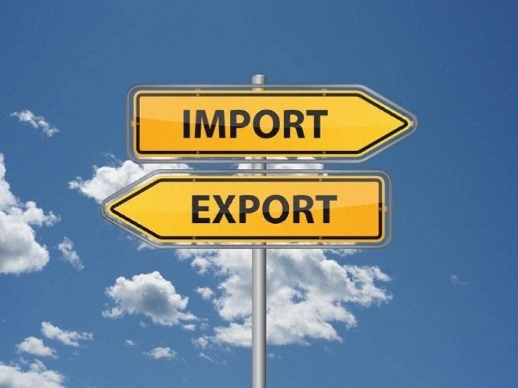 Украине нужно и возобновить работу торговых представительств, и организовать комплексную поддержку экспортеров &#8212; экономист