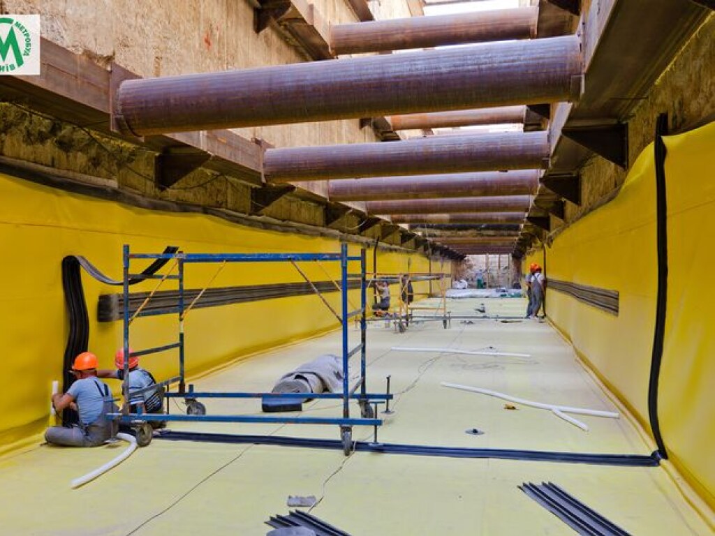 Строительство метро на Виноградарь: как сейчас выглядят первые двухъярусные тоннели метро в Киеве (ФОТО)