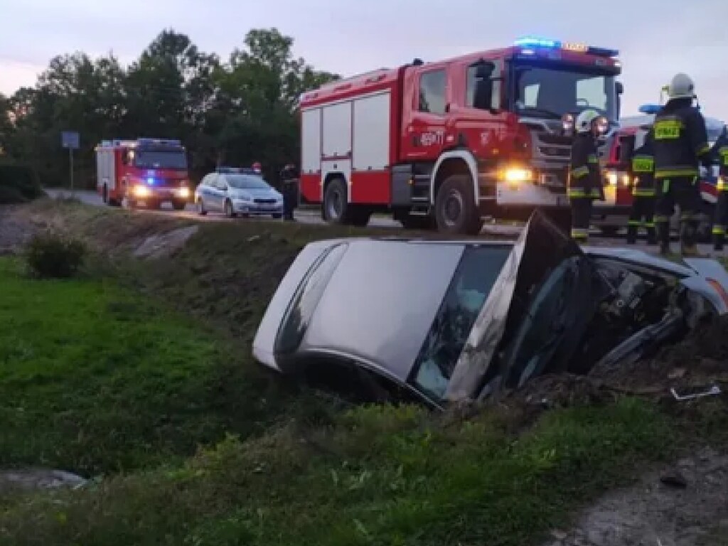 Пьяный украинец во время тест-драйва разбил автомобиль, который хотел купить (ФОТО)