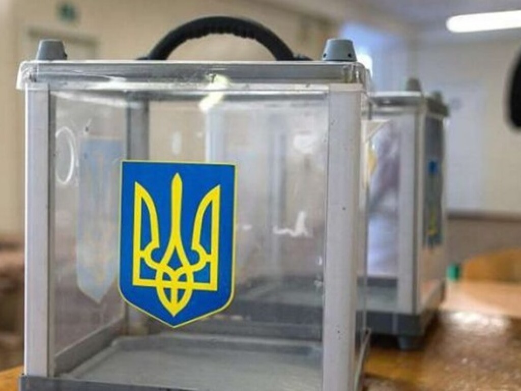 Чтобы баллотироваться на местных выборах Степанову придется уйти в отпуск – политолог