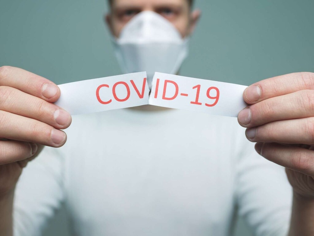 Главный американский эпидемиолог дал советы по укреплению иммунитета от COVID-19