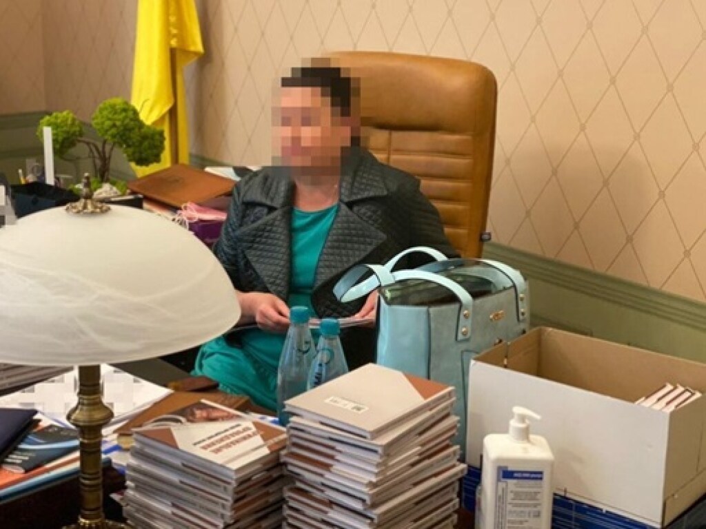В Харькове при получении взятки задержали главу админсуда (ФОТО)