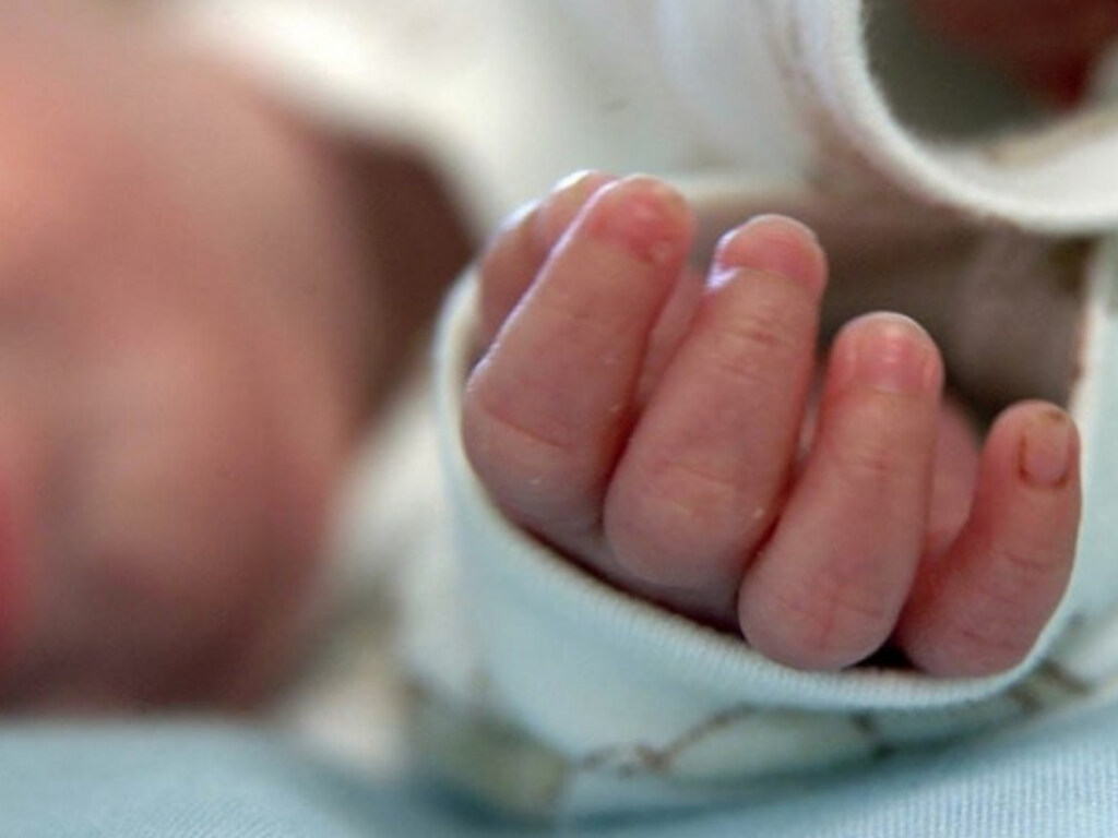 В Великобритании новорожденный выжил после трех остановок сердца