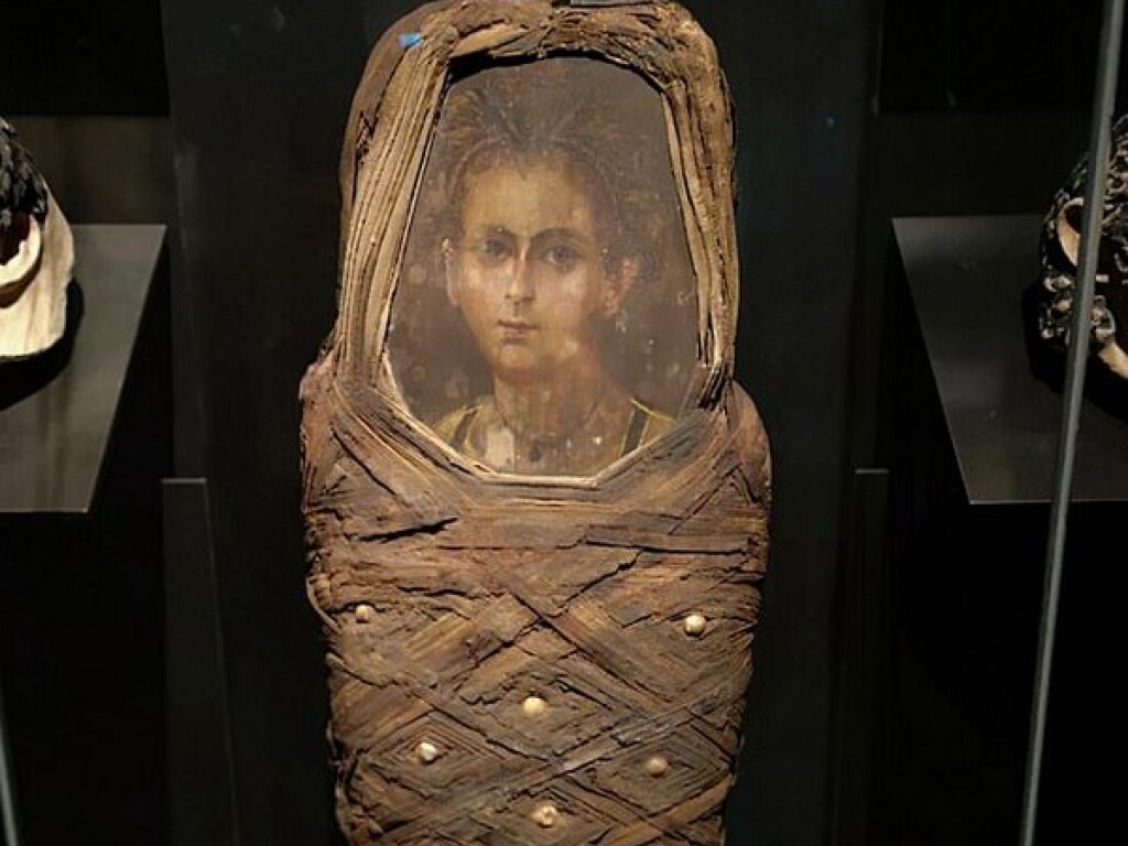Ученые реконструировали лицо мумии древнеегипетского мальчика (ФОТО)
