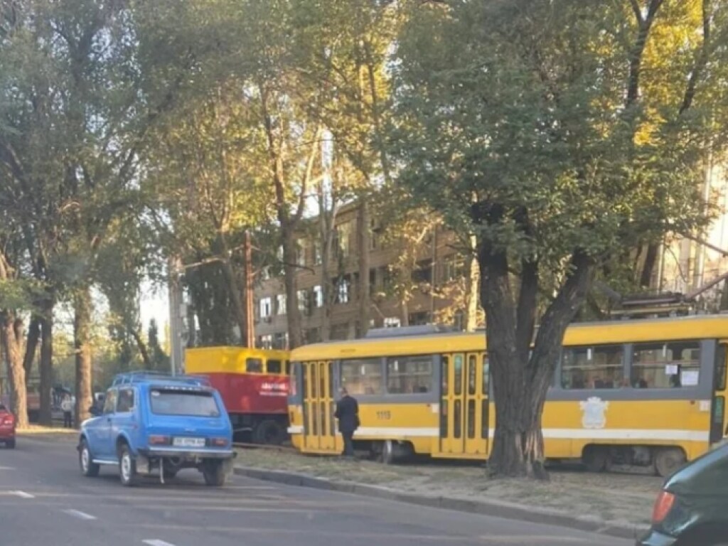 В Николаеве произошла авария на трамвайной линии (ФОТО)