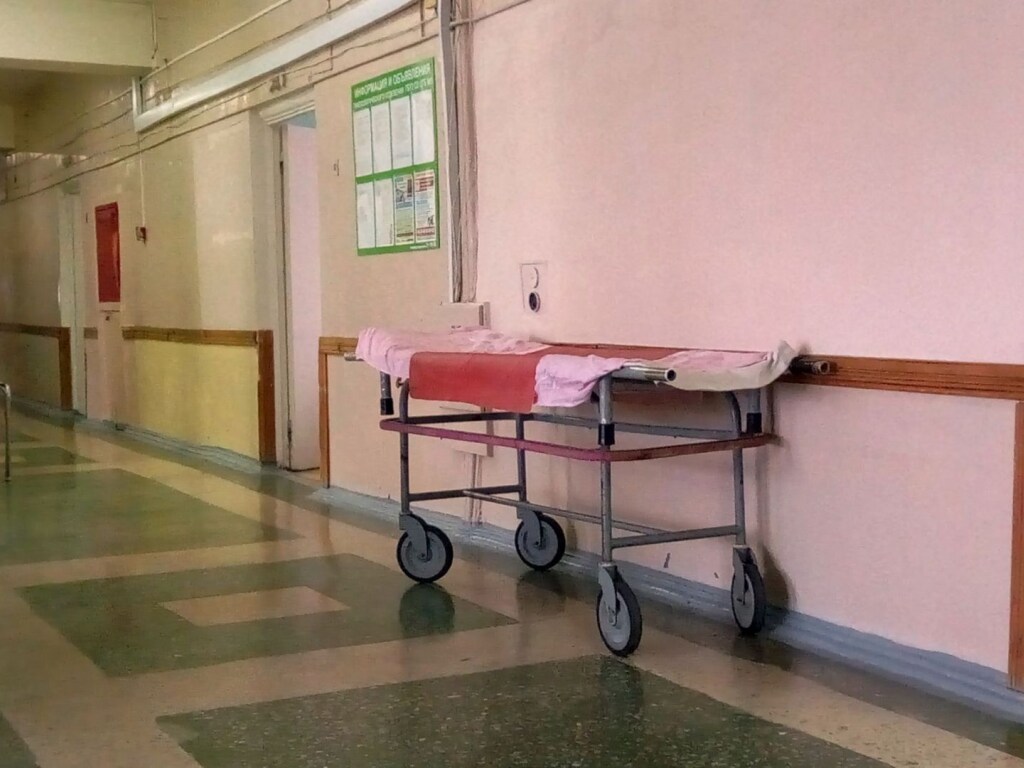 Степанов: в украинских больницах пациентами с коронавирусом занято около 50% коек