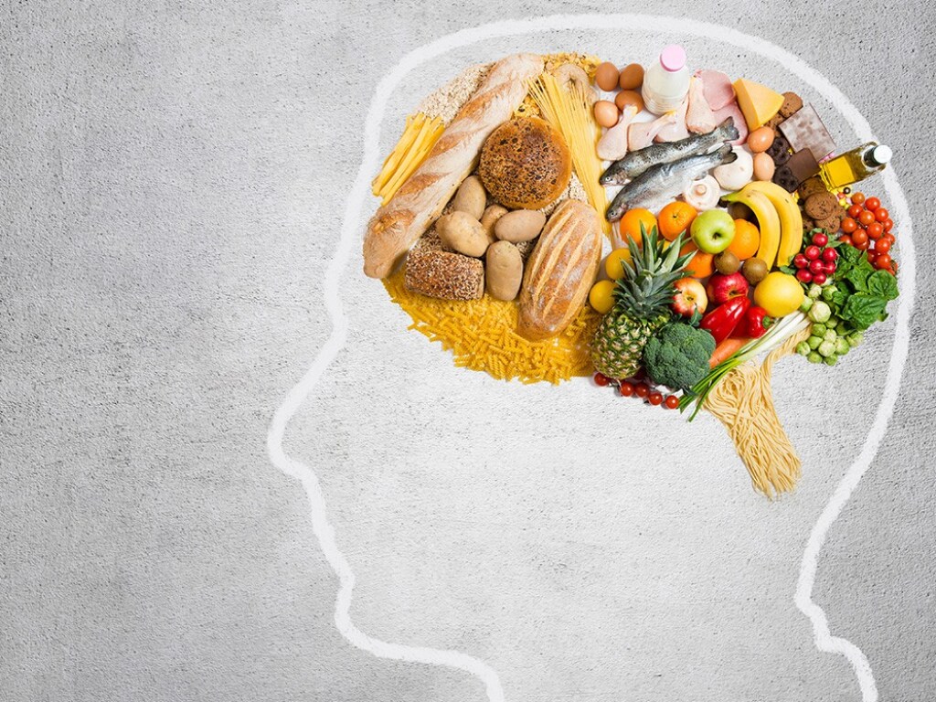 Диетолог перечислила продукты, разрушающие мозг