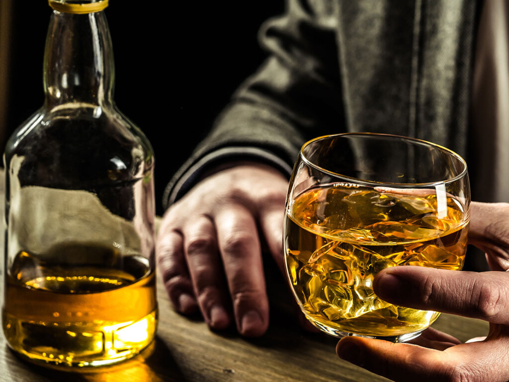 Употребление алкоголя уменьшает мозг – врачи