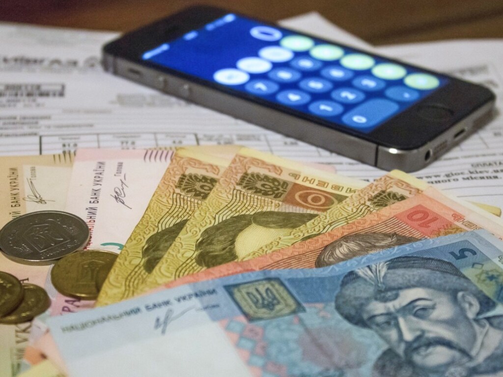 Экономист: недофинансирование госпрограмм может быть связано с непоступлением в Украину миллиардов гривен от международных партнеров