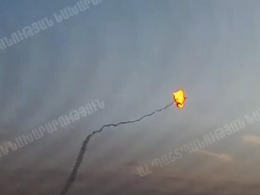 Минобороны Армении опубликовали видео уничтожения вертолета Азербайджана (ФОТО, ВИДЕО)